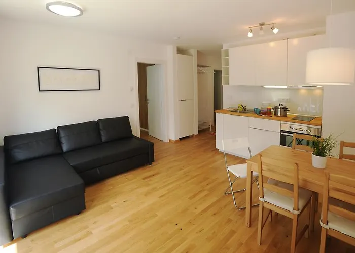 Laura By Schladmingurlaub 斯拉德明